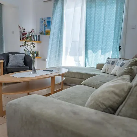 Sun & Private Willa Protaras