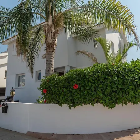 Sun & Private * Protaras