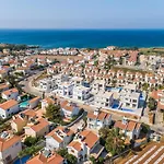 Sun & Private Вилла *