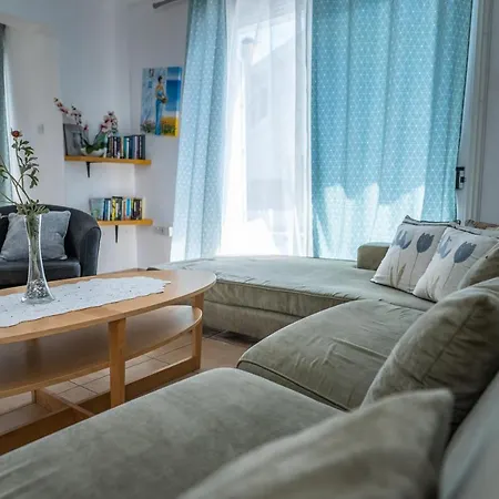 Sun & Private Willa Protaras