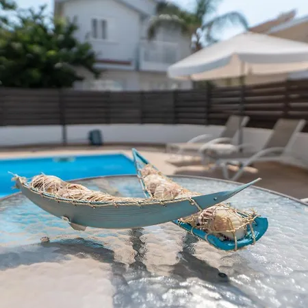 Sun & Private * Protaras