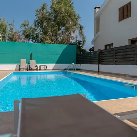 Sun & Private * Protaras