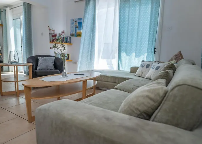 Sun & Private Villa Protaras