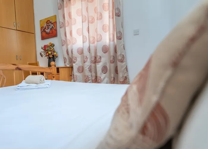 Sun & Private Villa Protaras