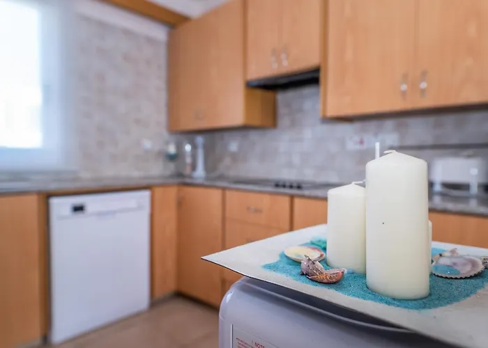 Sun & Private * Protaras