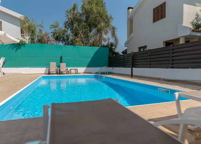 Sun & Private * Protaras