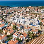 Sun & Private וילה פרוטאראס