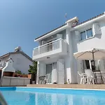 Sun & Private וילה